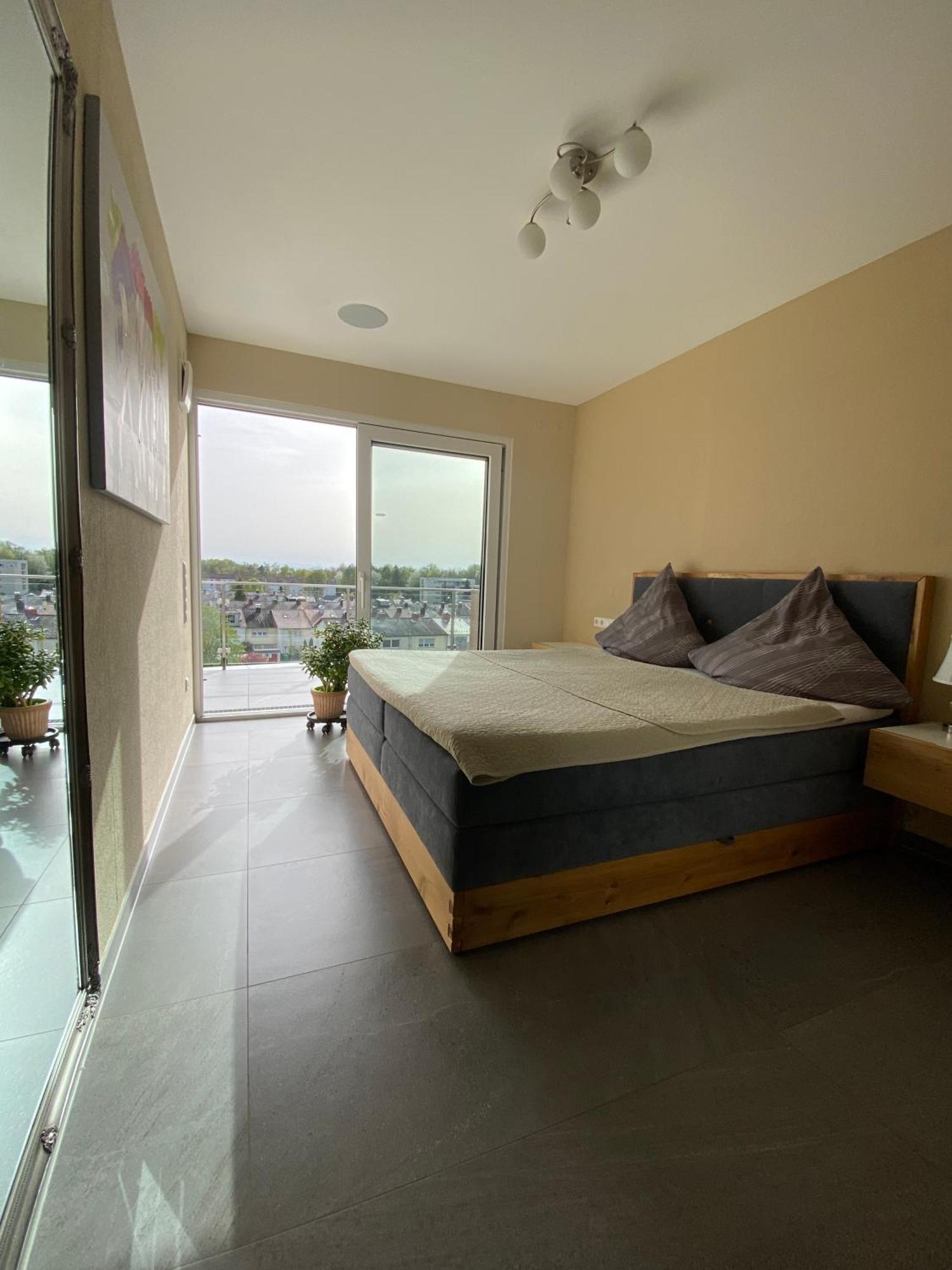 Penthouse Apartment Mit Alpenblick Φριντρισχάφεν Εξωτερικό φωτογραφία