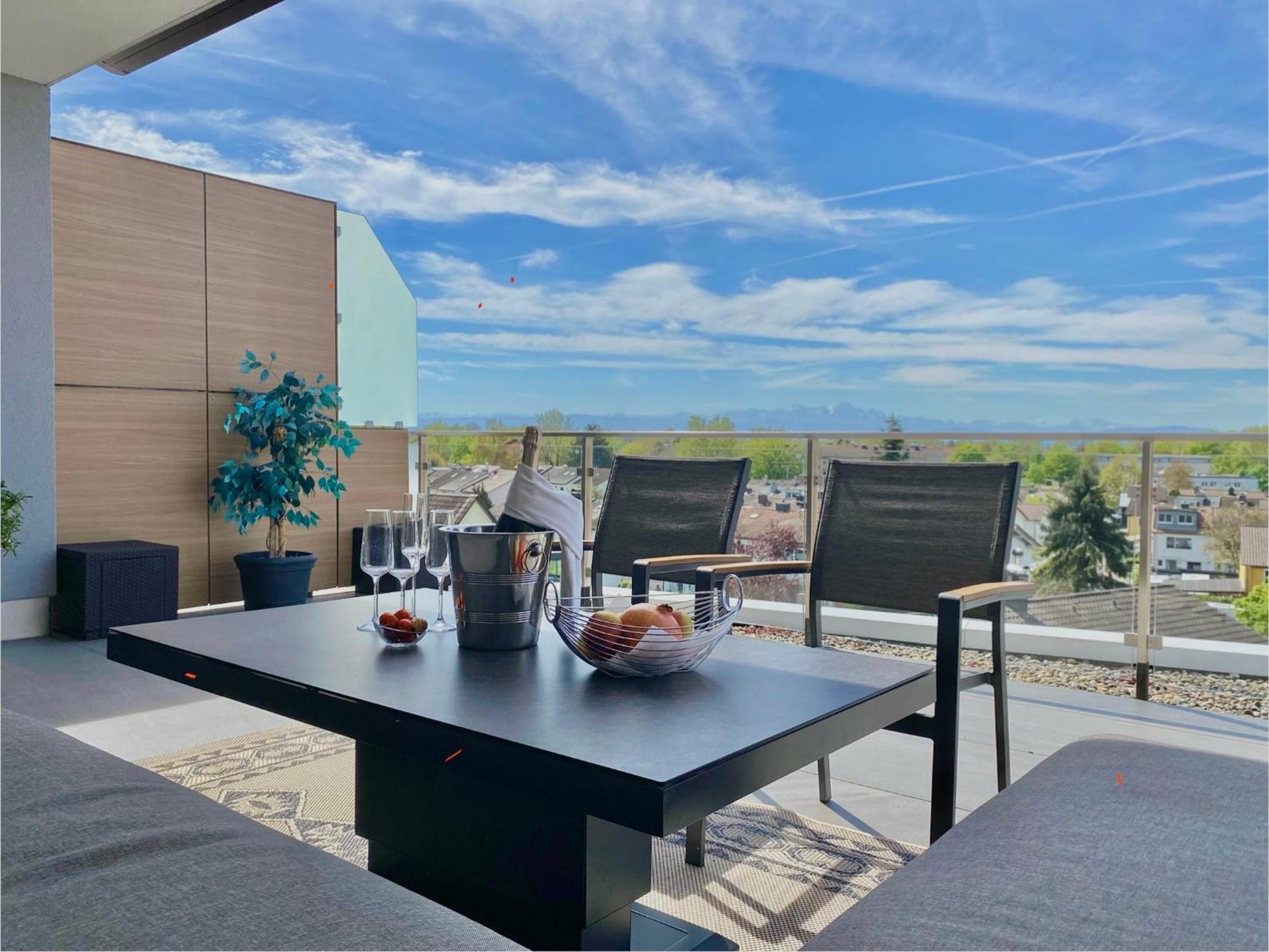Penthouse Apartment Mit Alpenblick Φριντρισχάφεν Εξωτερικό φωτογραφία